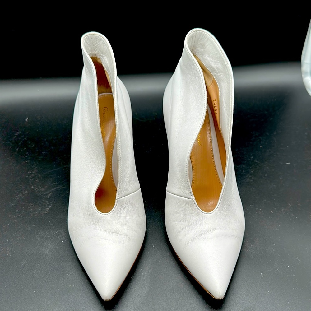Gianvito Rossi white Napa booties excellent condition